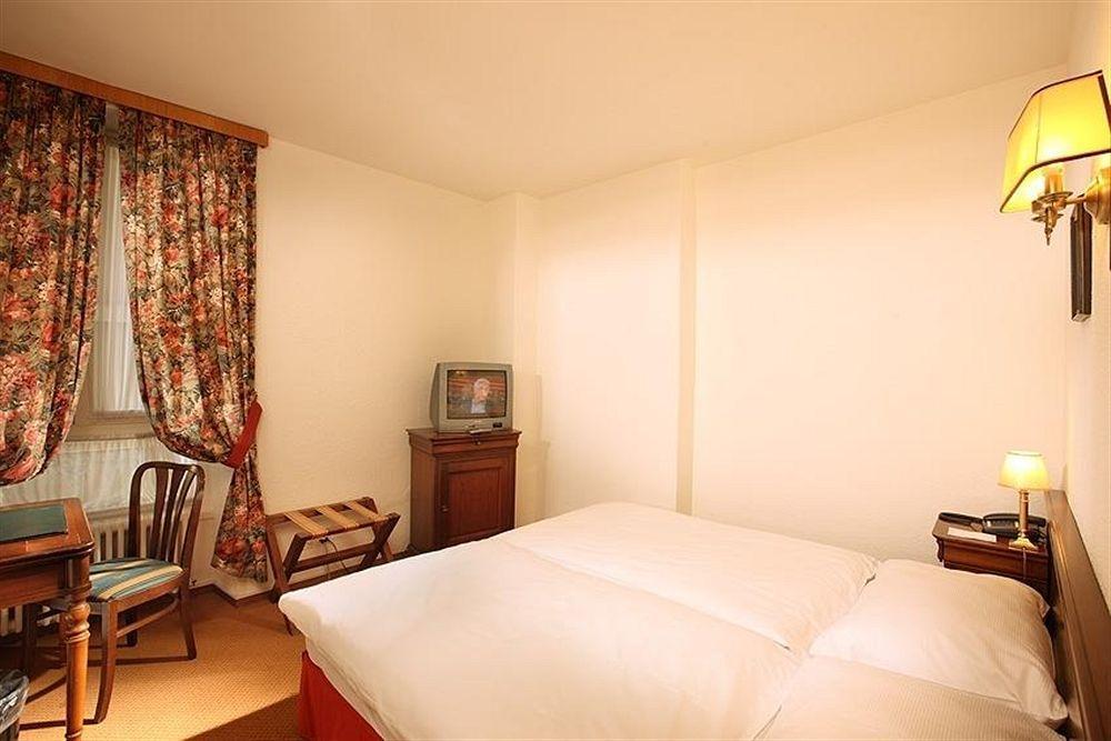 Hotel Residence Du Boulevard Лозанна Номер фото